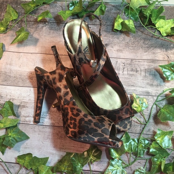 Worthington Shoes - Leopard print heels. Worthington. Size 7.5 M EUC